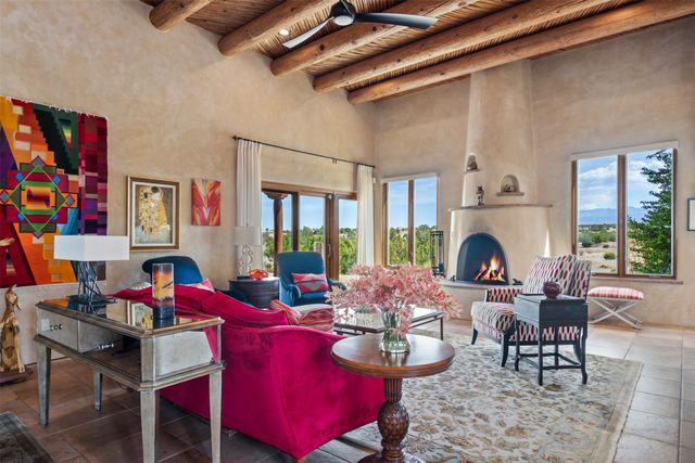 59 W Chili Line Road, Santa Fe, NM 87508