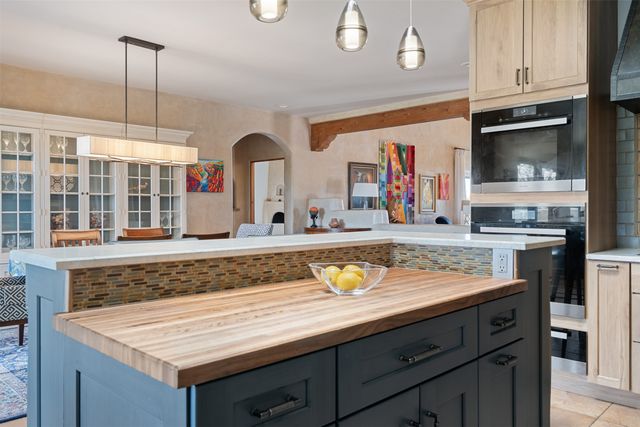 59 W Chili Line Road, Santa Fe, NM 87508
