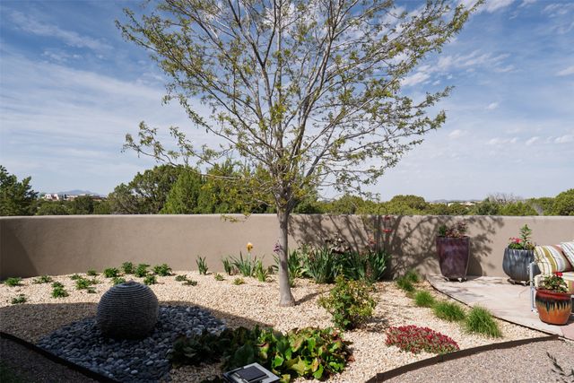59 W Chili Line Road, Santa Fe, NM 87508