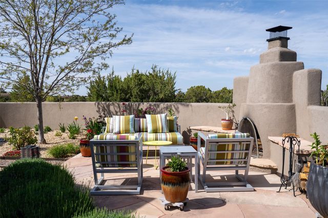 59 W Chili Line Road, Santa Fe, NM 87508