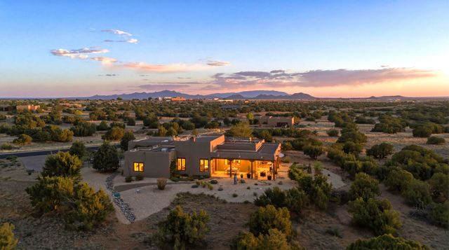 59 W Chili Line Road, Santa Fe, NM 87508