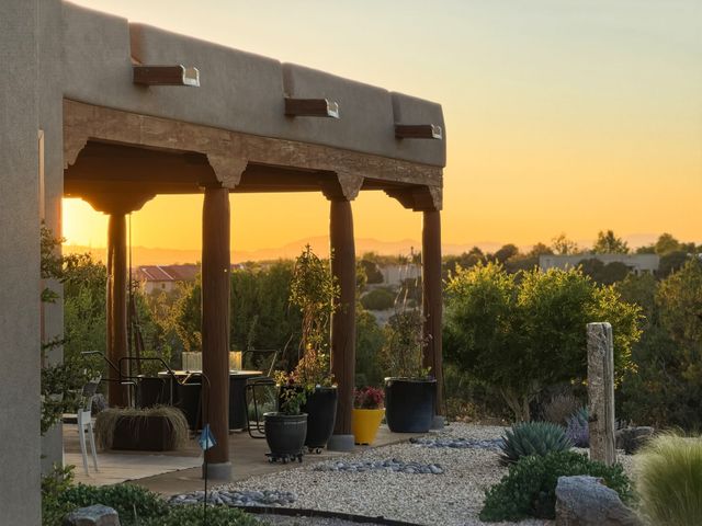59 W Chili Line Road, Santa Fe, NM 87508