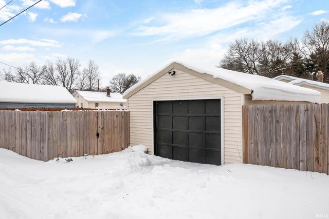 208 N Boles Street, Osceola, IN 46561