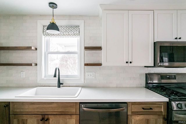 208 N Boles Street, Osceola, IN 46561