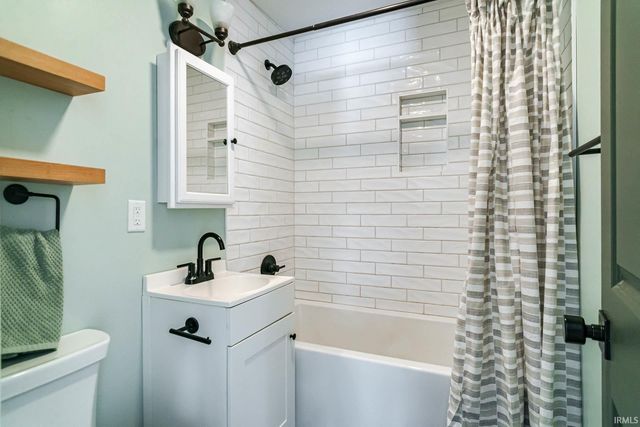 208 N Boles Street, Osceola, IN 46561