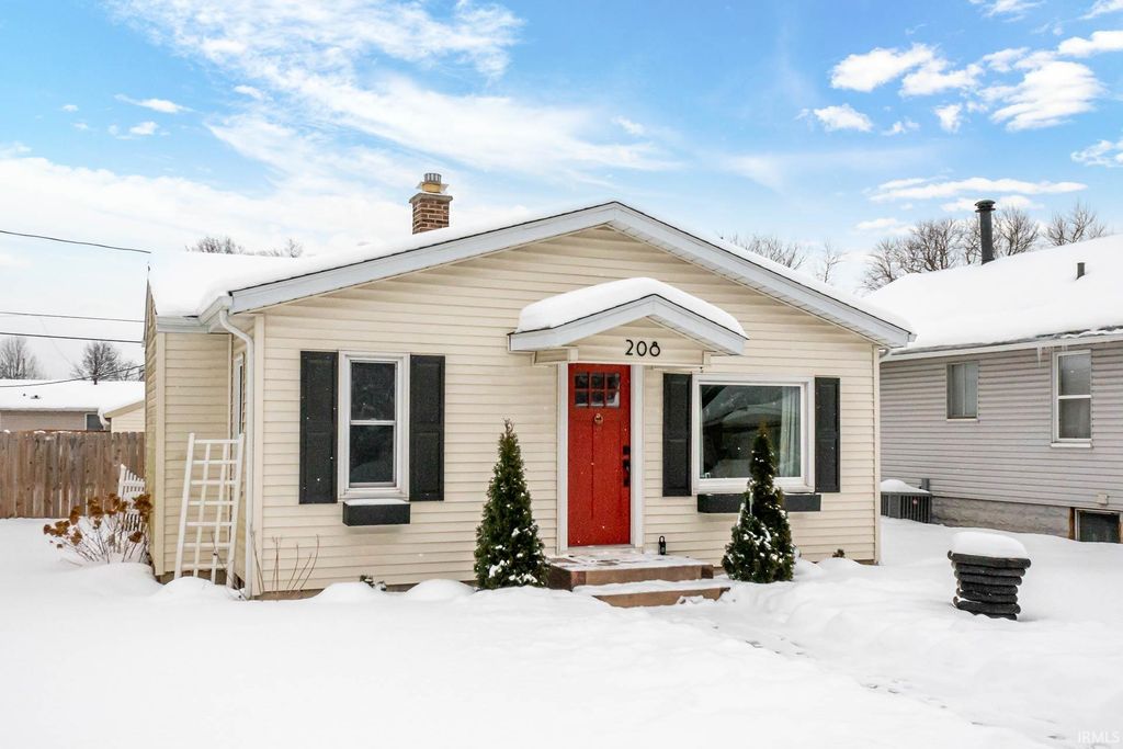 208 N Boles Street, Osceola, IN 46561