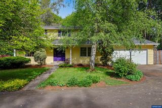 2468 Emerald Dr NW, Salem, OR 97304