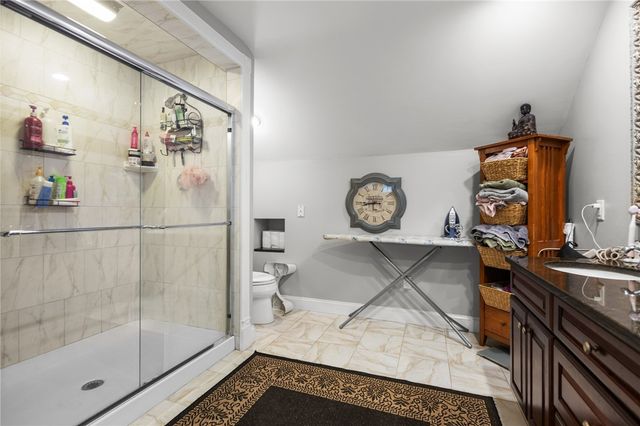 152 Glen Hills Drive, Cranston, RI 02920