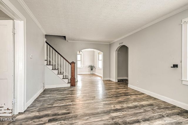 1383 Farragut Avenue, Kingsport, TN 37664