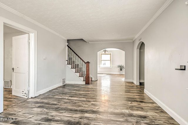 1383 Farragut Avenue, Kingsport, TN 37664