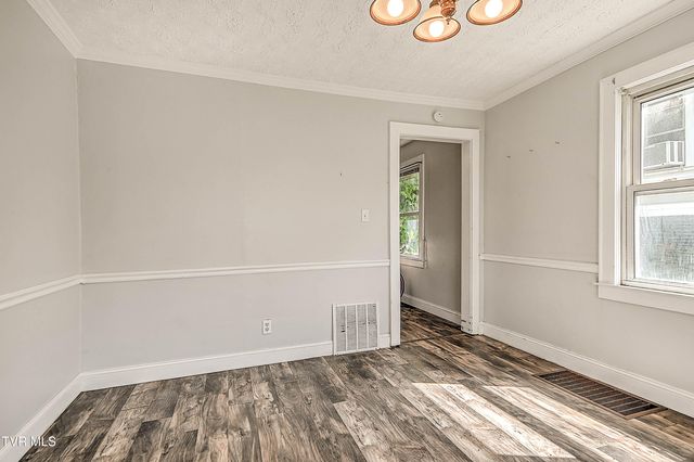 1383 Farragut Avenue, Kingsport, TN 37664