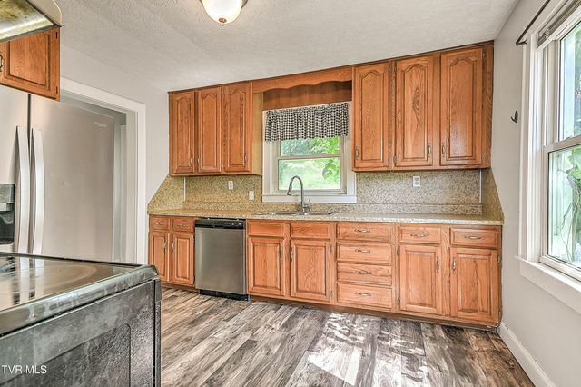 1383 Farragut Avenue, Kingsport, TN 37664