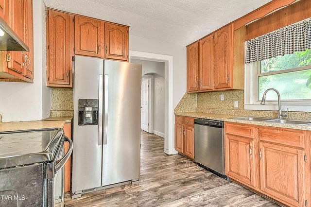 1383 Farragut Avenue, Kingsport, TN 37664