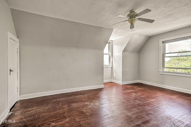 1383 Farragut Avenue, Kingsport, TN 37664
