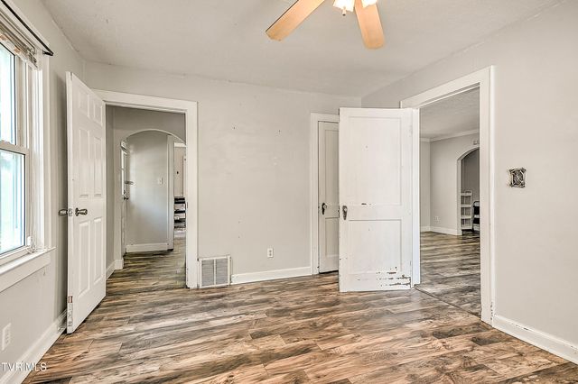 1383 Farragut Avenue, Kingsport, TN 37664