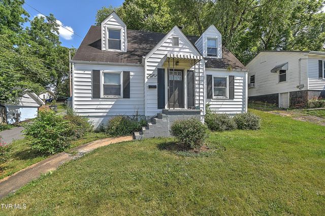 1383 Farragut Avenue, Kingsport, TN 37664