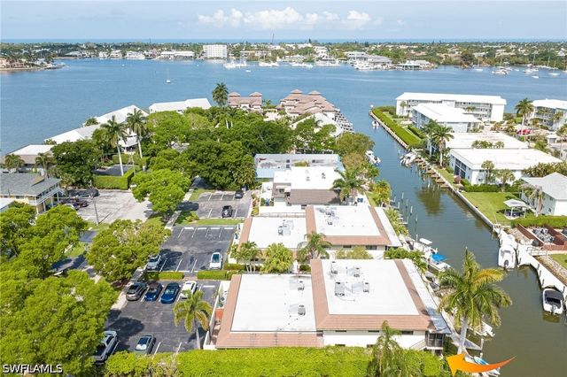 1379 Chesapeake AVE A4, Naples, FL 34102