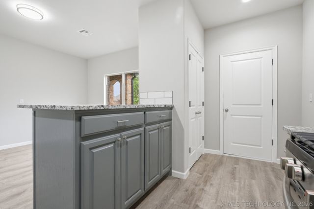 12426 E 129th Street N, Collinsville, OK 74021