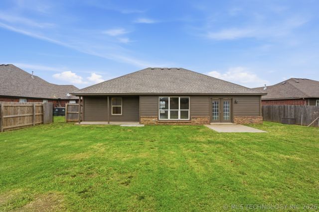 12426 E 129th Street N, Collinsville, OK 74021