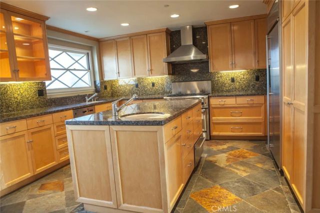 4009 Calle Bienvenido, San Clemente, CA 92673