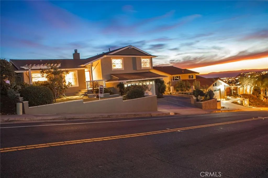 4009 Calle Bienvenido, San Clemente, CA 92673