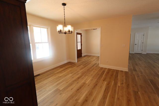1740 Bell Ford Drive W, Seymour, IN 47274