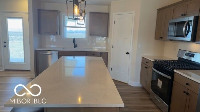 1740 Bell Ford Drive W, Seymour, IN 47274