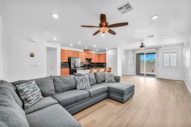 3208 Brescia Bank Avenue, Henderson, NV 89044