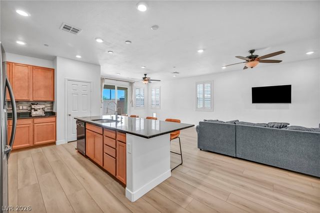 3208 Brescia Bank Avenue, Henderson, NV 89044