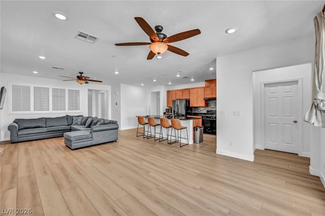 3208 Brescia Bank Avenue, Henderson, NV 89044