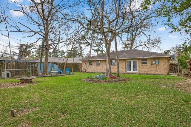 2805 Woodlawn Street, Dickinson, TX 77539