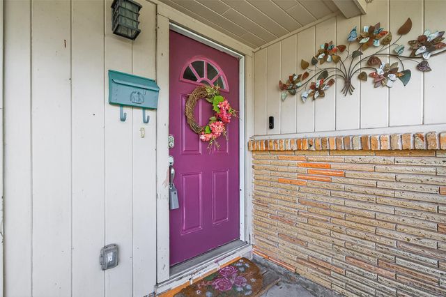 2805 Woodlawn Street, Dickinson, TX 77539
