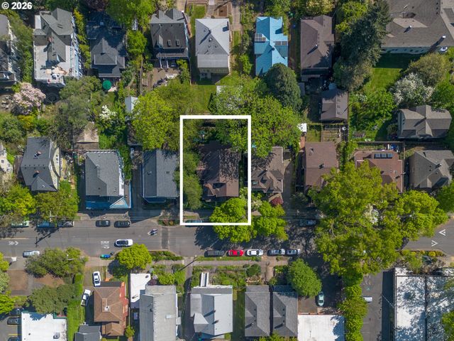 -1 Se ANKENY St, Portland, OR 97214