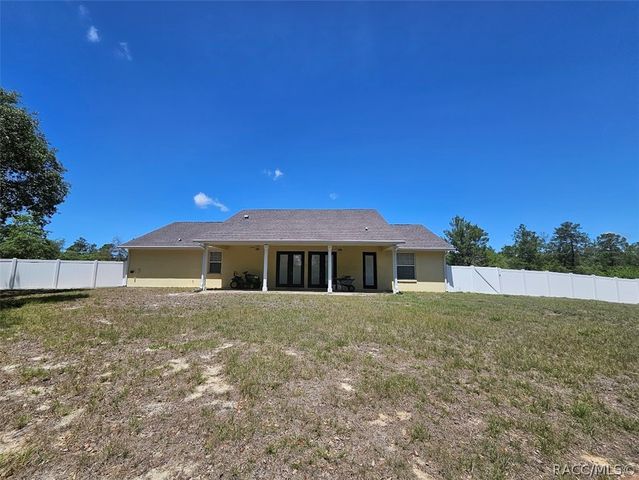 6371 N Mead Terrace, Citrus Springs, FL 34433