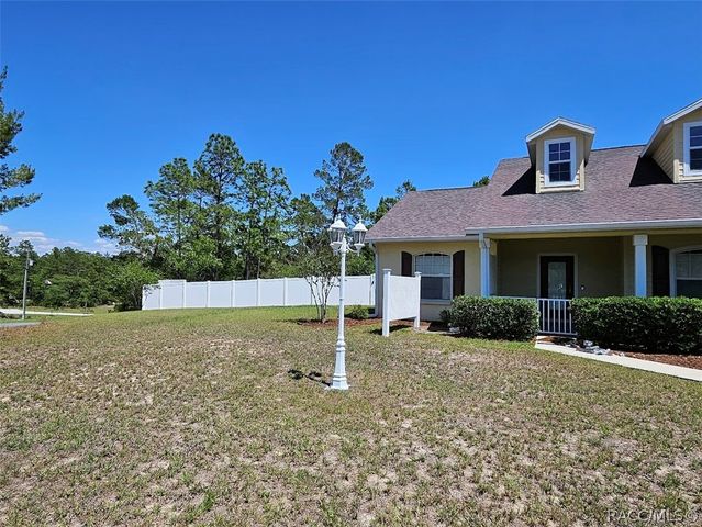 6371 N Mead Terrace, Citrus Springs, FL 34433