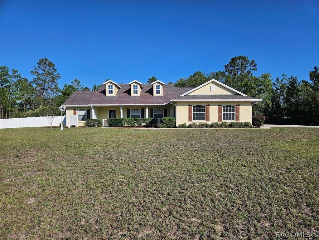 6371 N Mead Terrace, Citrus Springs, FL 34433