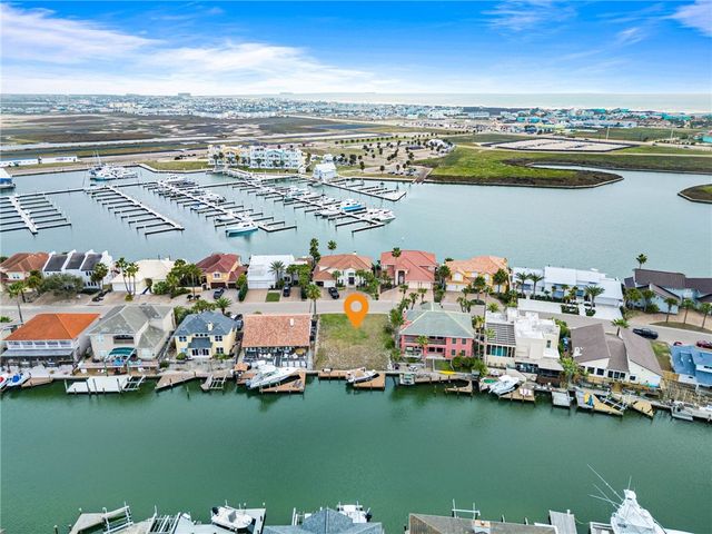 389 Marina Dr, Port Aransas, TX 78373