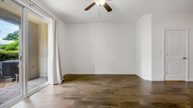 366 SE 1ST Way, Deerfield Beach, FL 33441