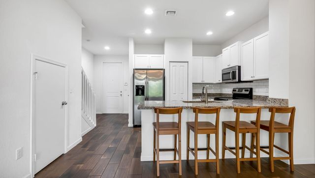 366 SE 1ST Way, Deerfield Beach, FL 33441