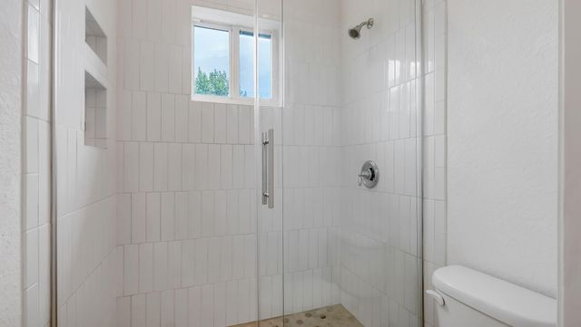 366 SE 1ST Way, Deerfield Beach, FL 33441
