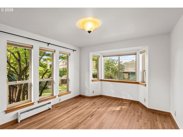 2644 POTTER St, Eugene, OR 97405