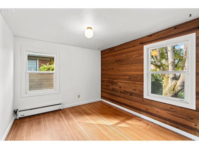 2644 POTTER St, Eugene, OR 97405