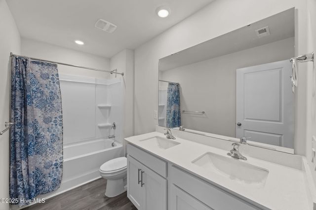 4112 Ocracoke Court, New Bern, NC 28560