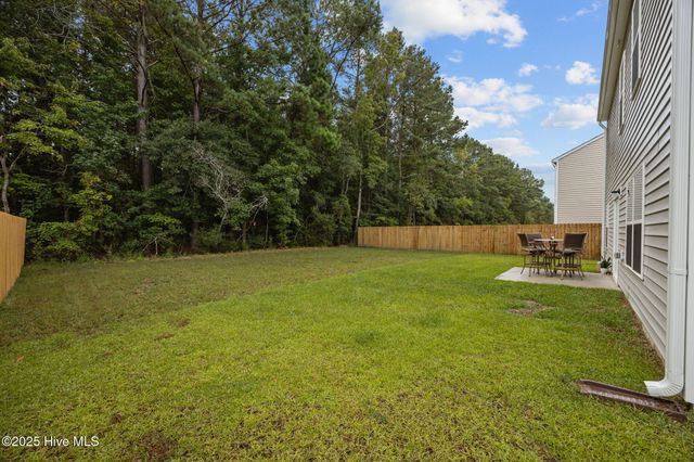 4112 Ocracoke Court, New Bern, NC 28560
