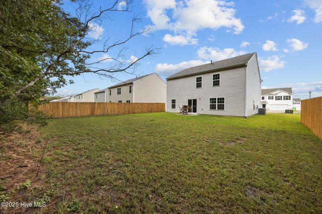 4112 Ocracoke Court, New Bern, NC 28560