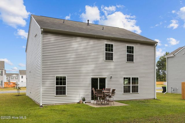 4112 Ocracoke Court, New Bern, NC 28560