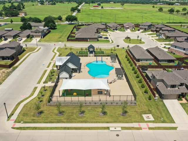 157 Greengate Drive, Boyd, TX 76023