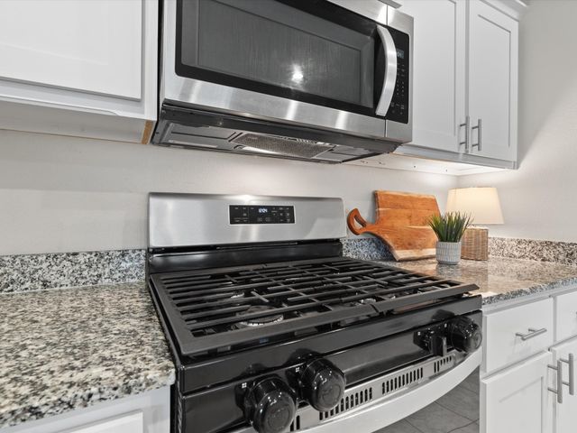 157 Greengate Drive, Boyd, TX 76023