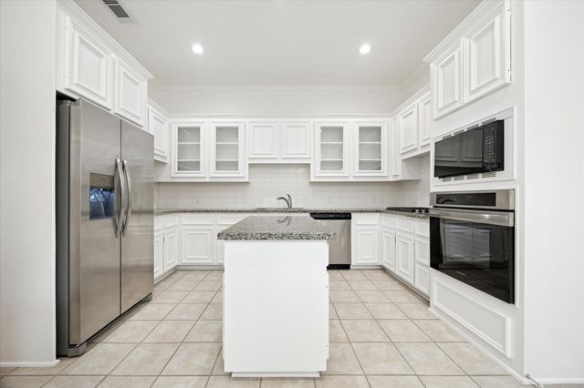 1214 W Alabama Street, Houston, TX 77006