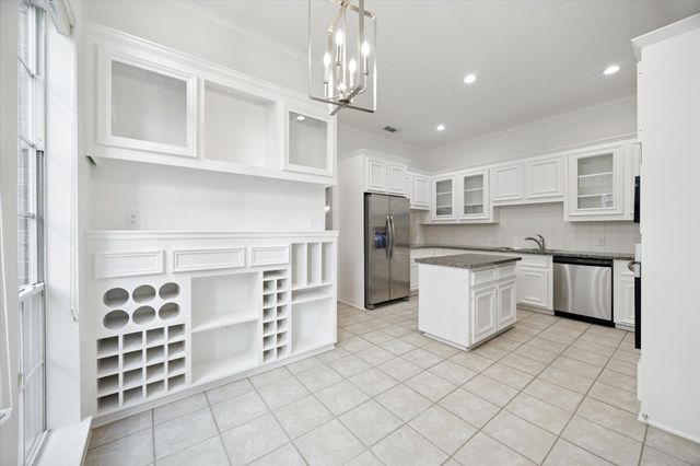 1214 W Alabama Street, Houston, TX 77006